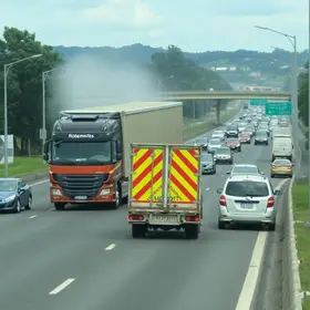 carreta tomba rodovia das bandeirantes