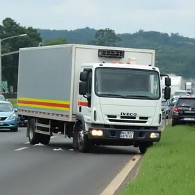 utilitário Iveco