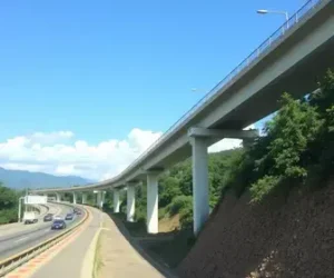 alteamento da passarela rodovia dos Bandeirantes